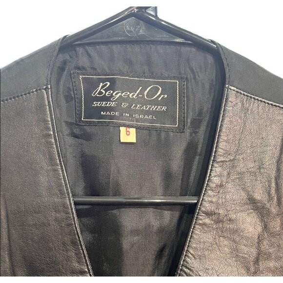 Beged-Or Black Leather Couturier Fine Leather Italia Biker Vest Sz 6 1980s 80s - Picture 4 of 7